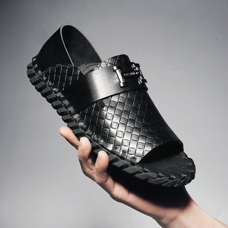 New men's beach shoes breathable sandals retro hand-sewn genuine leather casual fashion handmade shoes