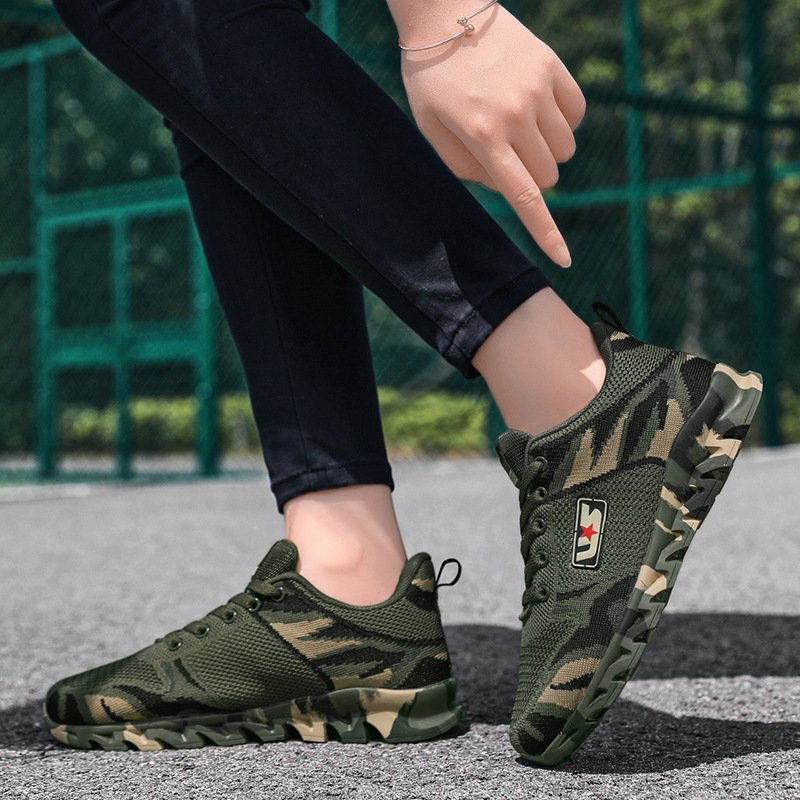 Outdoor military training shoes men and women's shoes breathable flying weaving couple flying weaving shoes camouflage sneakers men and women's shoes shoes