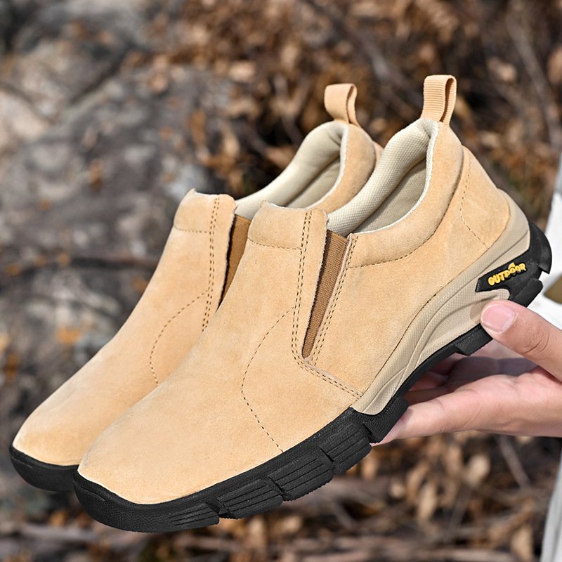 Men's shoes casual men's leather shoes suede matte breathable trendy shoes men's shoes quality shoes fashionable and versatile leather shoes