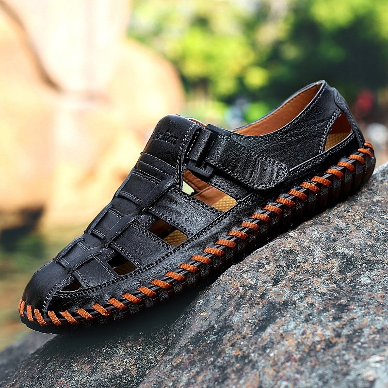 Men's sandals breathable outdoor men's sandals hollow leather head soft sole men's sandals cowhide men's sandals